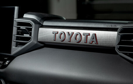 Toyota Sequoia, 2025 год, 15 800 000 рублей, 12 фотография