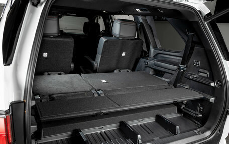 Toyota Sequoia, 2025 год, 15 800 000 рублей, 17 фотография