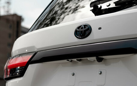 Toyota Sequoia, 2025 год, 15 800 000 рублей, 24 фотография