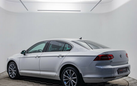 Volkswagen Passat B8 рестайлинг, 2018 год, 2 450 000 рублей, 3 фотография