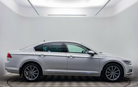 Volkswagen Passat B8 рестайлинг, 2018 год, 2 450 000 рублей, 6 фотография