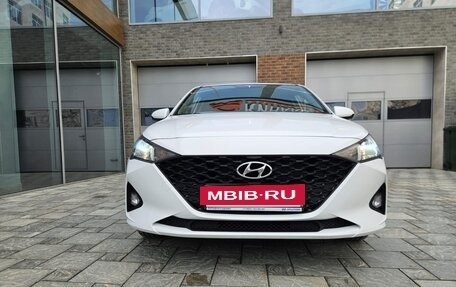 Hyundai Solaris II рестайлинг, 2021 год, 1 530 000 рублей, 5 фотография