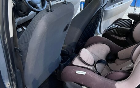 Toyota Passo III, 2005 год, 359 999 рублей, 11 фотография