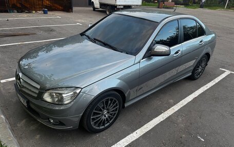 Mercedes-Benz C-Класс, 2008 год, 1 050 000 рублей, 3 фотография