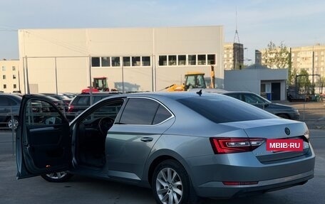 Skoda Superb III рестайлинг, 2018 год, 2 100 000 рублей, 7 фотография