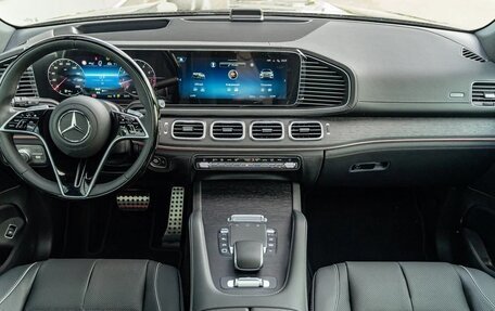 Mercedes-Benz GLS, 2025 год, 15 990 000 рублей, 14 фотография