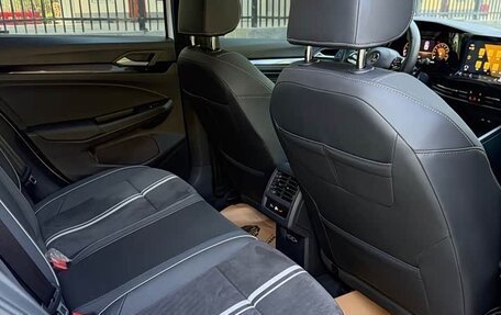 Volkswagen Golf VIII, 2022 год, 1 680 000 рублей, 12 фотография