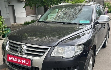 Volkswagen Touareg III, 2008 год, 850 000 рублей, 1 фотография