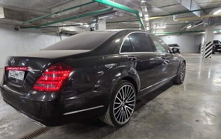 Mercedes-Benz S-Класс, 2012 год, 2 500 000 рублей, 4 фотография