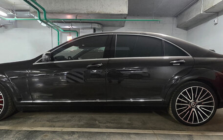 Mercedes-Benz S-Класс, 2012 год, 2 500 000 рублей, 21 фотография