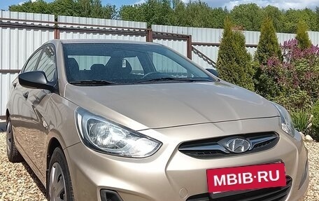 Hyundai Solaris II рестайлинг, 2014 год, 855 000 рублей, 2 фотография