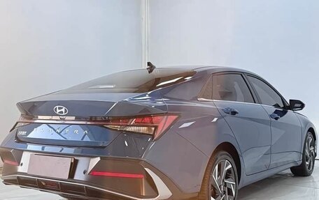 Hyundai Elantra, 2023 год, 1 923 600 рублей, 6 фотография