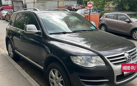 Volkswagen Touareg III, 2008 год, 850 000 рублей, 2 фотография