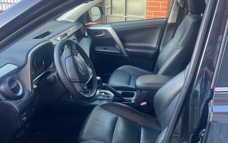 Toyota RAV4, 2015 год, 2 200 000 рублей, 9 фотография