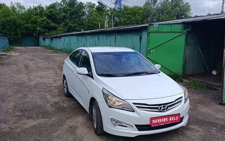 Hyundai Solaris II рестайлинг, 2015 год, 950 000 рублей, 1 фотография