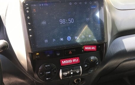 Toyota RAV4, 2005 год, 740 000 рублей, 10 фотография