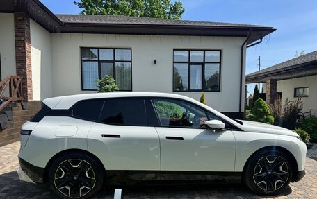 BMW iX, 2022 год, 7 590 000 рублей, 4 фотография