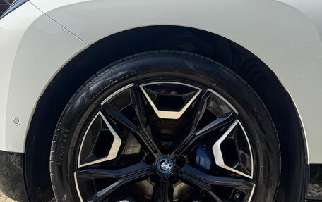 BMW iX, 2022 год, 7 590 000 рублей, 6 фотография