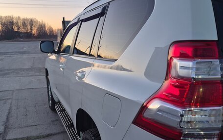 Toyota Land Cruiser Prado 150 рестайлинг 2, 2015 год, 3 650 000 рублей, 2 фотография