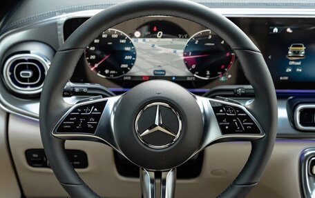 Mercedes-Benz V-Класс, 2026 год, 13 990 000 рублей, 16 фотография