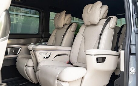 Mercedes-Benz V-Класс, 2026 год, 13 990 000 рублей, 39 фотография