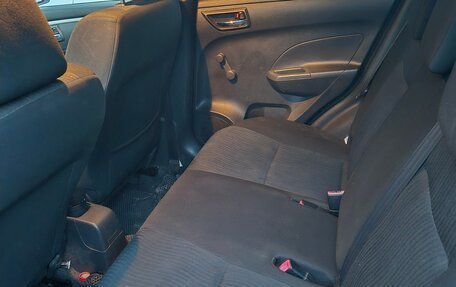 Suzuki Swift IV, 2011 год, 650 000 рублей, 8 фотография