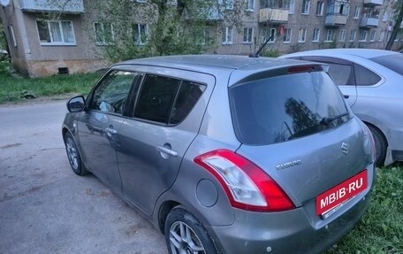 Suzuki Swift IV, 2011 год, 650 000 рублей, 3 фотография