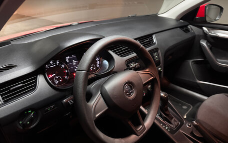 Skoda Octavia, 2015 год, 1 320 000 рублей, 10 фотография