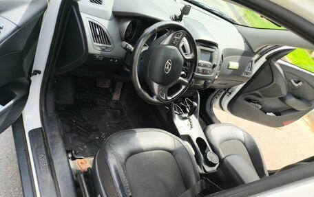 Hyundai ix35 I рестайлинг, 2015 год, 1 300 000 рублей, 4 фотография