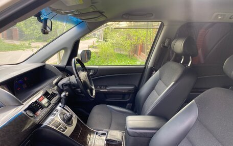 Honda Elysion I, 2011 год, 2 450 000 рублей, 9 фотография