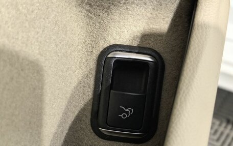 Mercedes-Benz CLS, 2012 год, 2 540 000 рублей, 20 фотография