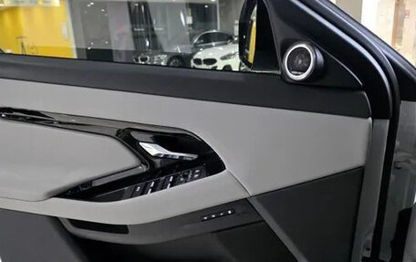 Land Rover Range Rover Evoque II, 2025 год, 5 000 000 рублей, 9 фотография