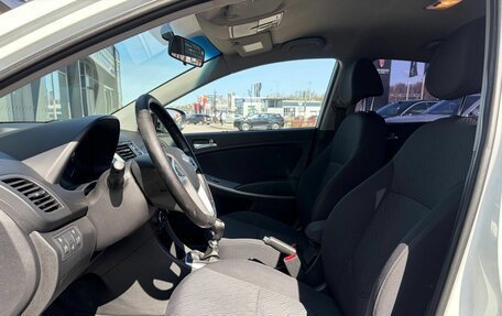 Hyundai Solaris II рестайлинг, 2013 год, 595 000 рублей, 7 фотография