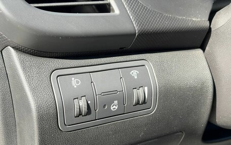 Hyundai Solaris II рестайлинг, 2013 год, 595 000 рублей, 18 фотография