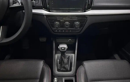 Skoda Kamiq I, 2021 год, 1 550 000 рублей, 10 фотография