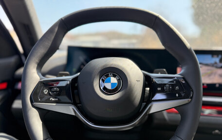 BMW 5 серия, 2024 год, 6 235 000 рублей, 14 фотография
