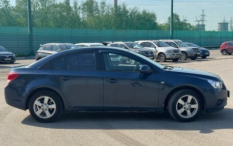 Chevrolet Cruze II, 2011 год, 570 000 рублей, 2 фотография