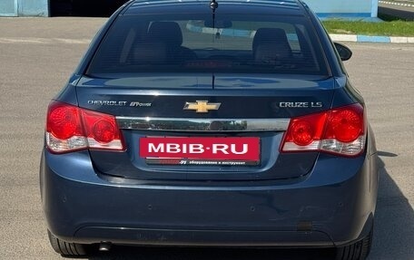 Chevrolet Cruze II, 2011 год, 570 000 рублей, 3 фотография