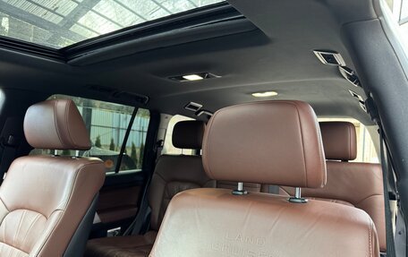 Toyota Land Cruiser 200, 2019 год, 8 400 000 рублей, 13 фотография