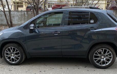 Chevrolet Trax, 2022 год, 1 390 000 рублей, 2 фотография