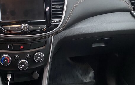 Chevrolet Trax, 2022 год, 1 390 000 рублей, 5 фотография