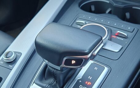 Audi A4, 2019 год, 1 940 000 рублей, 6 фотография