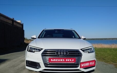 Audi A4, 2019 год, 1 940 000 рублей, 2 фотография