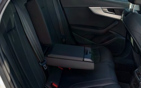Audi A4, 2019 год, 1 940 000 рублей, 9 фотография
