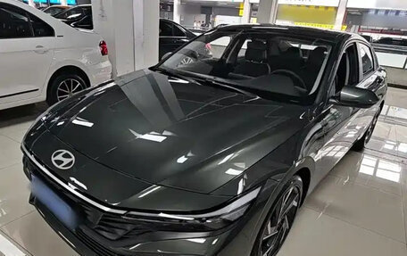 Hyundai Elantra, 2023 год, 1 670 010 рублей, 1 фотография