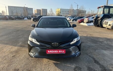 Toyota Camry, 2020 год, 2 350 000 рублей, 1 фотография