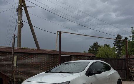 Opel Astra J, 2013 год, 880 000 рублей, 1 фотография