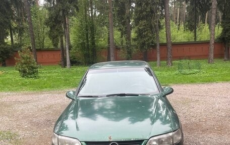 Opel Vectra B рестайлинг, 1997 год, 93 000 рублей, 1 фотография