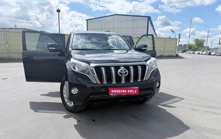 Toyota Land Cruiser Prado 150 рестайлинг 2, 2014 год, 3 600 000 рублей, 1 фотография