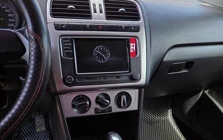 Volkswagen Polo VI (EU Market), 2013 год, 750 000 рублей, 5 фотография